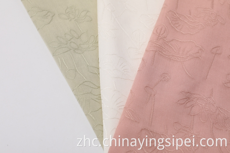 中国制造商固体颜色生态友好透气柔软的连衣裙织物jacquard编织面料